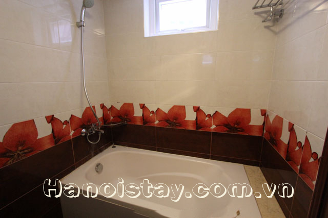 Modern Three Bedroom Apartment Rental in Giang Vo street, Dong Da 7