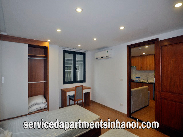 Modern Two Bed Apartment Rental in Truc Bach Area, Ba Dinh 6