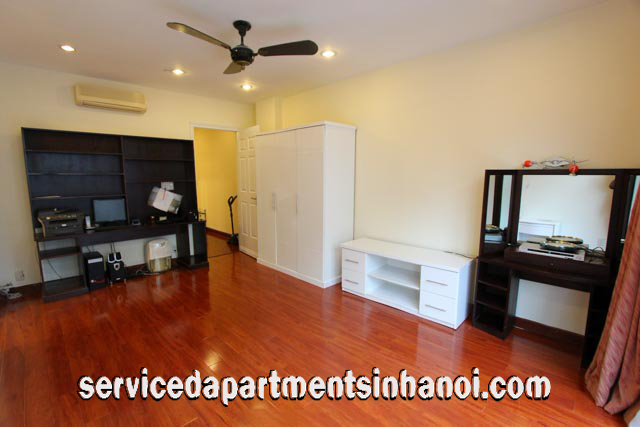 Modern Two bedroom apartment for rent in Tran Quoc Toan Str, Hoan Kiem 5