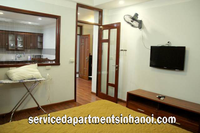 Modern Two Bedroom Apartment for rent near Giang Vo street, Dong Da 9