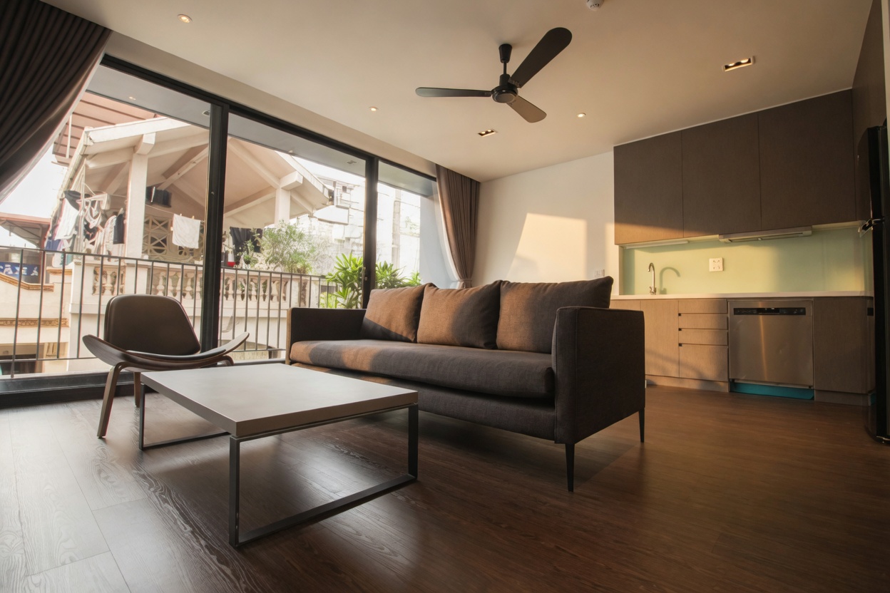Very Tranquil Two bedroom Apartment Rental in Center of Tay Ho distr