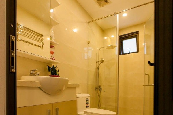 New and Cozy Studio Property Rental in Tu Hoa street, Tay Ho 15
