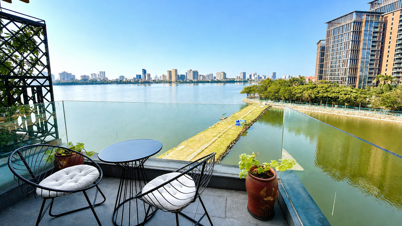 New LakeView Apartment with 04 bedrooms for rent in West lake