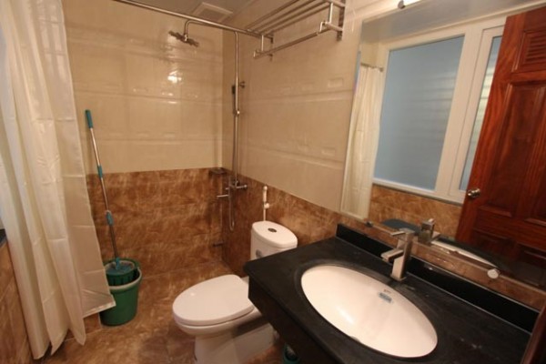 New LakeView Apartment with 04 bedrooms for rent in West lake 6