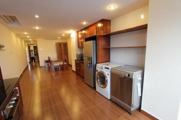 New LakeView Apartment with 04 bedrooms for rent in West lake 9