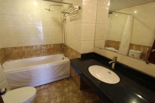 New LakeView Apartment with 04 bedrooms for rent in West lake 23