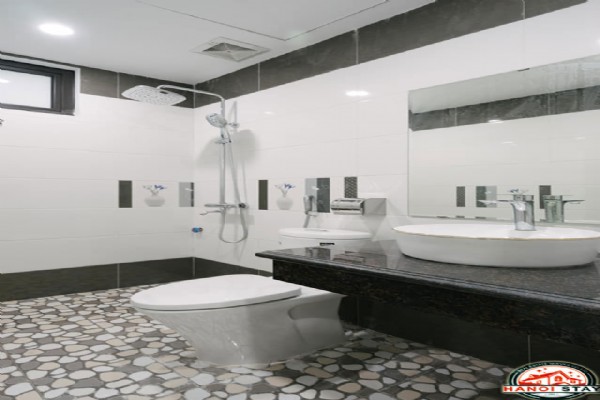 *New & Modern Two Bedroom ApartmentFor Rent near Hoang Cau Lake, Dong Da* 6