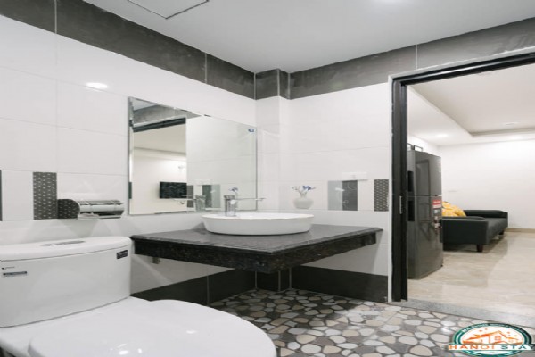 *New & Modern Two Bedroom ApartmentFor Rent near Hoang Cau Lake, Dong Da* 7