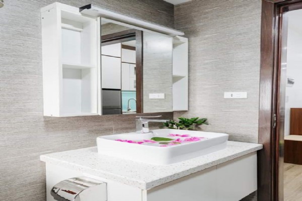 *New & Nice Serviced Apartment for rent in To Ngoc Van Street, Tay Ho* 2