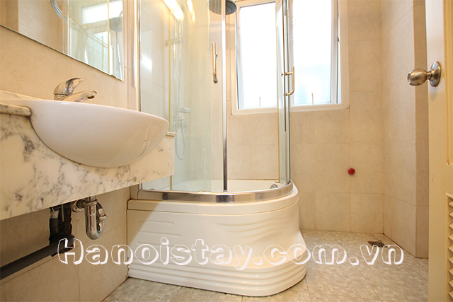 Newly Renovated Apartment Rental in Trung Hoa Nhan Chinh area, Cau Giay 5