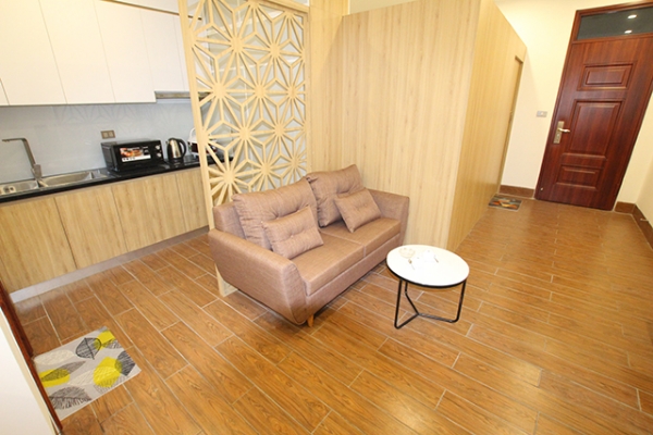 Newly Renovated Private 2 Bedroom Property For rent in Hoang Hoa Tham str, Ba Dinh