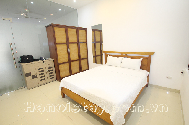 Nice and Cheap One Bedroom Apartment Rental in Linh Lang street, Ba Dinh 3