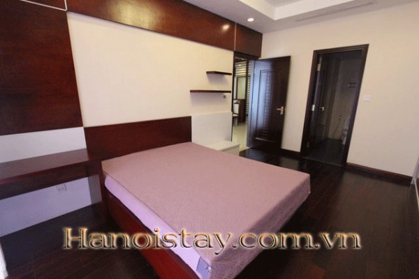 Nice and Modern Two Bedroom Apartment Rental in HongKong Tower, Dong Da 2