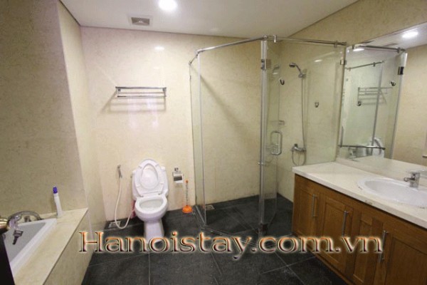 Nice and Modern Two Bedroom Apartment Rental in HongKong Tower, Dong Da 8