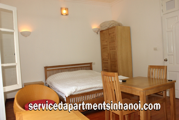 Nice Apartment for rent in Dang Thai Mai street, Tay Ho, Cheap Price 1