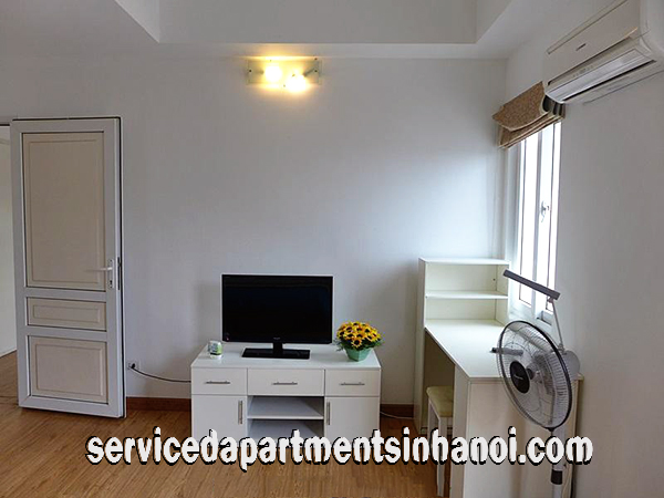 Nice One Bedroom Apartment for rent in Lang Ha str, Dong Da 12