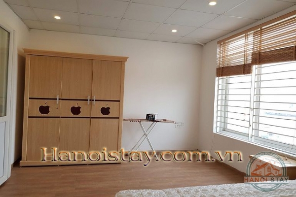 Nice one bedroom Apartment with balcony Face to West Lake, Tay Ho 6