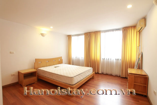 Nice two bedroom apartment for rent near Parkson Tower, Dong Da 15