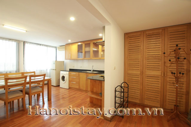 Nice two bedroom apartment for rent near Parkson Tower, Dong Da 19