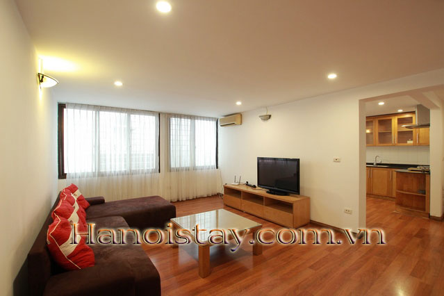 Nice two bedroom apartment for rent near Parkson Tower, Dong Da 5