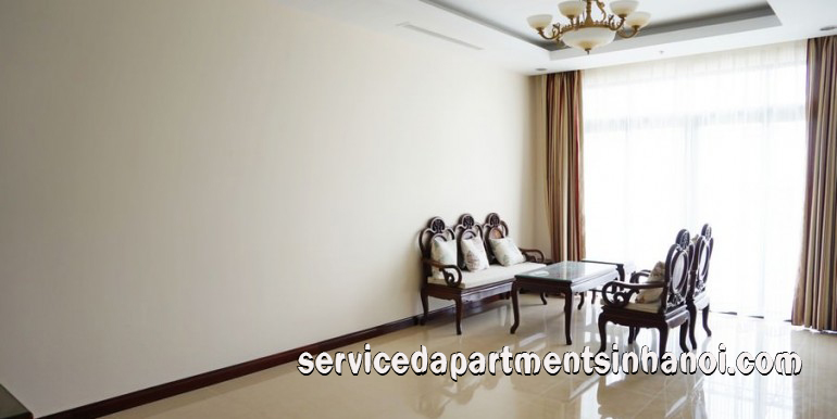 Nice Two bedroom Apartment in R1 Tower, Vinhomes Royal City 2
