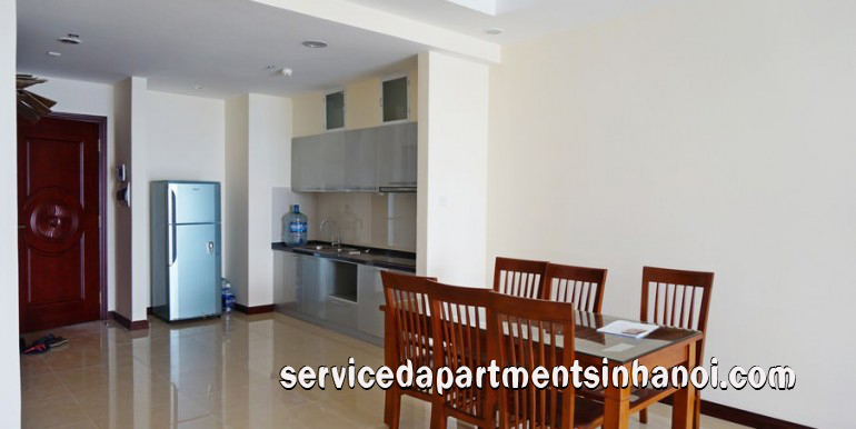 Nice Two bedroom Apartment in R1 Tower, Vinhomes Royal City 3