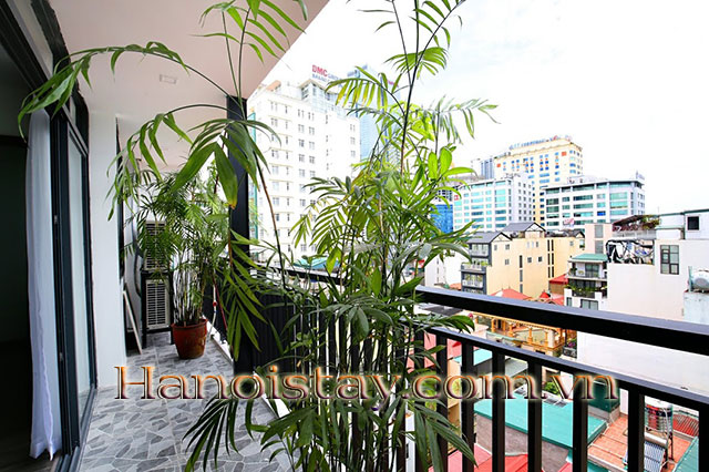 Nicely Decorated Two Bedroom Apartment Rental in Kim Ma street, Close to Lotte Center 5