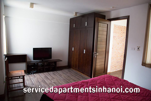 Nicely renovated 1 bedroom apartment in an elevator building off Dang Thai Mai 6