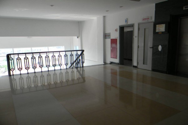 Office and office for lease at Kinh Do building, Tay Son, Dong Da district 3