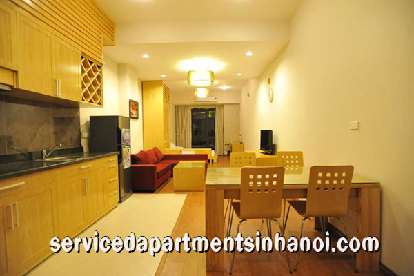 One bedroom serviced apartment with Ba Mau lake view 3