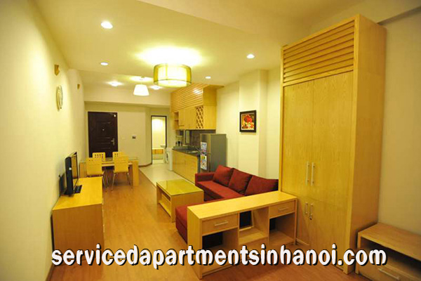 One bedroom serviced apartment with Ba Mau lake view 5