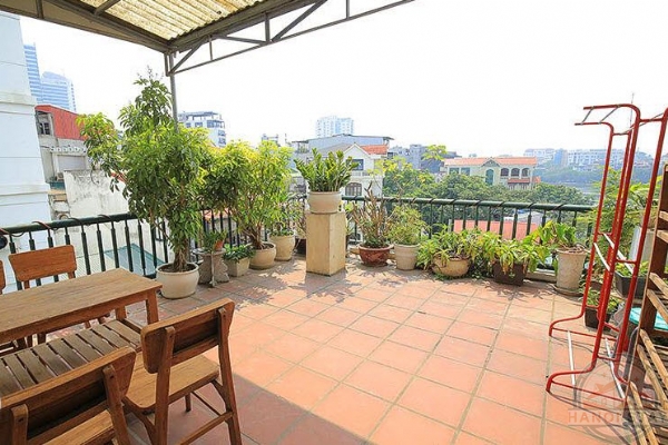 Open view & Lake view 2BR apartment Rental in Truc Bach Area, Ba Dinh 1