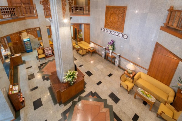 Oriental Palace Executive Villas and Apartments 17