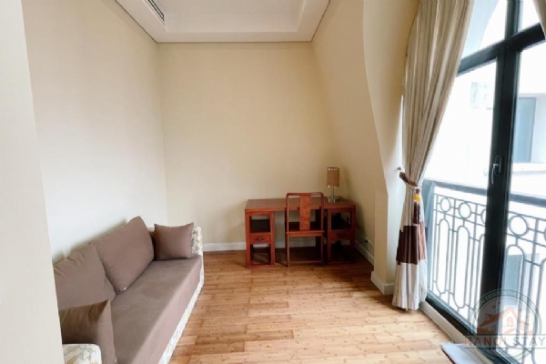 Pacific Place Serviced Apartment for rent: Experience Elegance in a 03 BR Apartment with Outdoor Pool & Gym 9