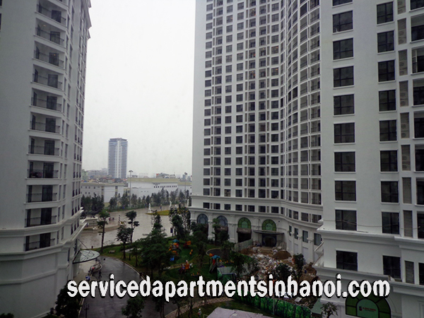 Party Furnished Spacious Three bedroom for lease in Vinhomes Royal City 1