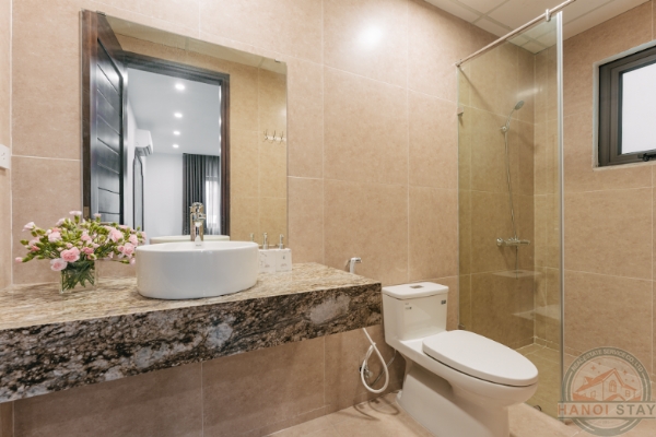 Peaceful 4BR Apartment with Beautiful Design and Lake Views in Xuan Dieu, Tay Ho 15