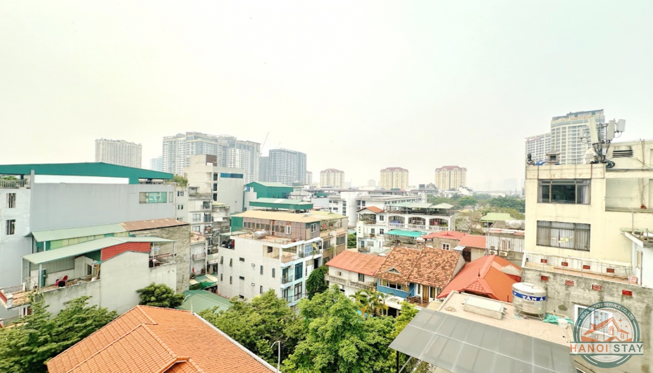 PENT HOUSE APARTMENT FOR RENT IN NHAT CHIEU AREA, TAY HO 1