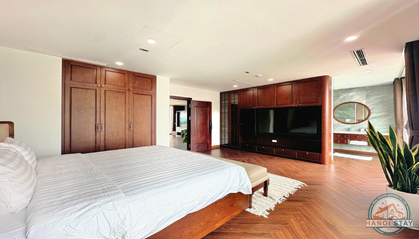 PENT HOUSE APARTMENT FOR RENT IN NHAT CHIEU AREA, TAY HO 10
