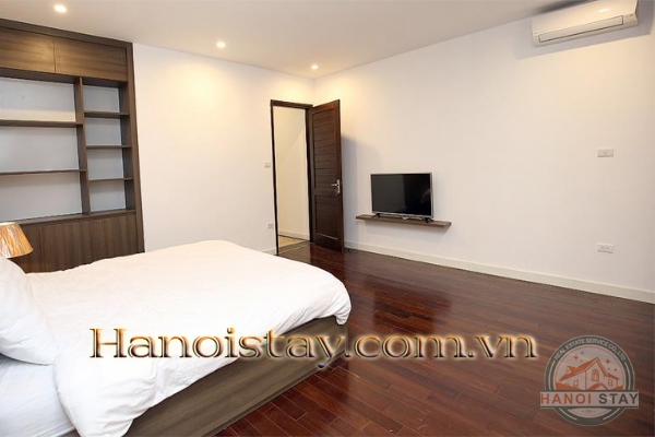 *Perfect West Lake View Four-bedroom apartment Rental in Quang Khanh Area* 13