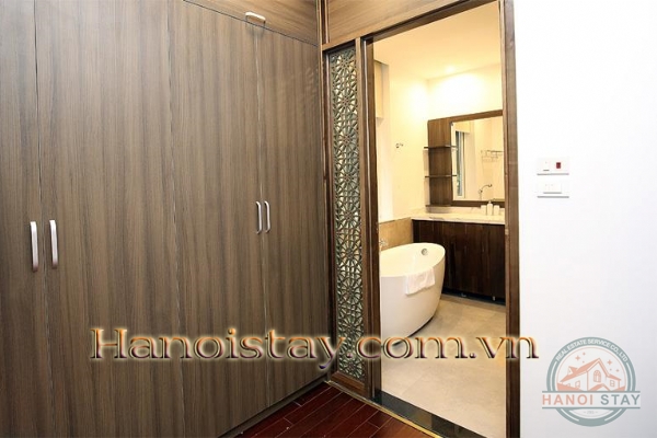 *Perfect West Lake View Four-bedroom apartment Rental in Quang Khanh Area* 25