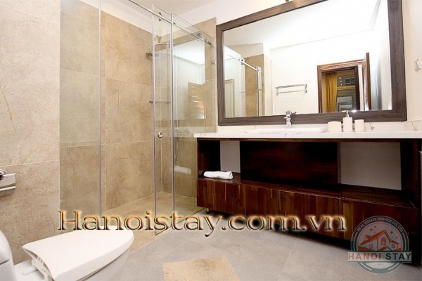 *Perfect West Lake View Four-bedroom apartment Rental in Quang Khanh Area* 28