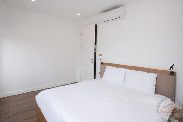 *Pleasure-loving 01 BR Apartment For Rent in Truc Bach, Ba Dinh* 5