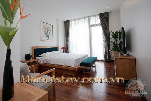 *Premier Scenic 4-bedroom apartment Rental in Tay Ho with a big balcony and green view sightseeing* 10