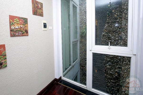 *Premier Scenic Lake View 03 Bedroom Apartment Near Ciputra Area, Tay Ho* 4