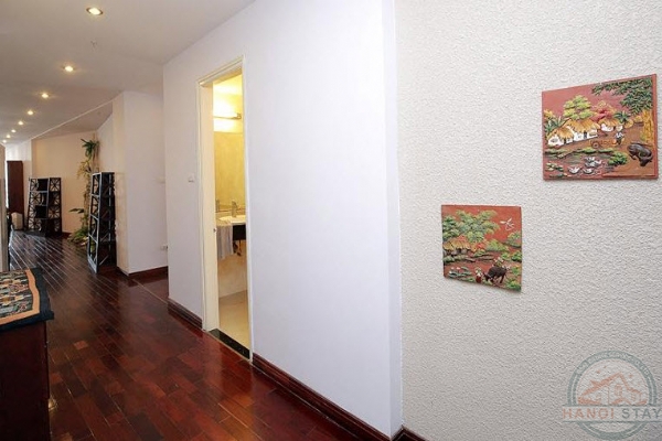 *Premier Scenic Lake View 03 Bedroom Apartment Near Ciputra Area, Tay Ho* 5