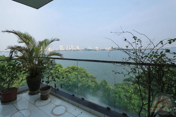 *Premier Scenic Lake View 03 Bedroom Apartment Near Ciputra Area, Tay Ho* 7