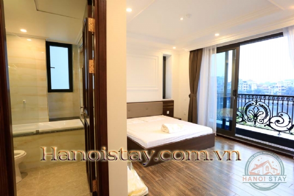 *Premium Truc Bach Lake View Two Bedroom Apartment Rental in Tran Vu street, Ba Dinh* 2