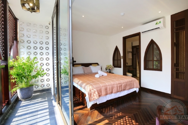 Prime Location, Unbeatable Style: Rent Your Deluxe 2BR apartment for rent in Hoan Kiem 4