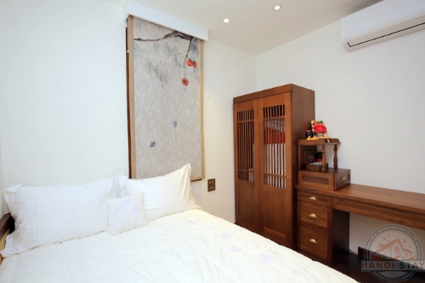 Prime Location, Unbeatable Style: Rent Your Deluxe 2BR apartment for rent in Hoan Kiem 8