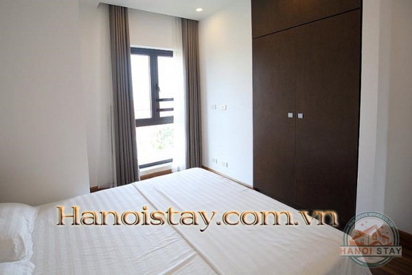 *Quality 4 star serviced apartment Rental right on the windy West Lake* 7